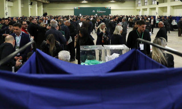 Ολοκληρώνονται οι διαδικασίες του Συνεδρίου του ΠΑΣΟΚ - Εν αναμονή των αποτελεσμάτων για τη νέα ΚΕ