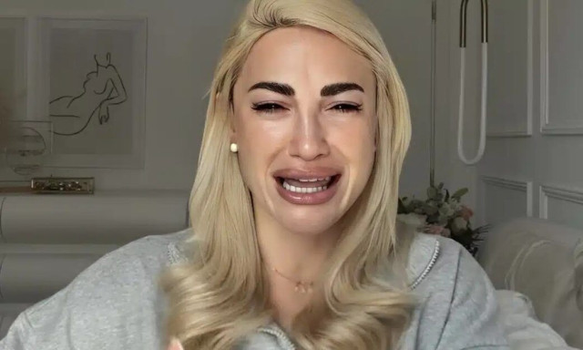 Ιωάννα Τούνη: Ξέσπασε μετά την προβολή του βίντεο στο δικαστήριο – «Αντιμετωπίστηκα σαν πόρνη»