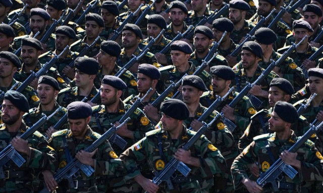 Αxios: O στρατός του Ιράν - Tα δυνατά σημεία και τα πλήγματα που έχει δεχθεί από ΗΠΑ - Ισραήλ