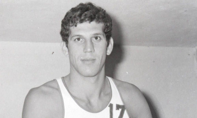 Θρήνος στο ελληνικό μπάσκετ: Πέθανε ο θρυλικός Βασίλης Γκούμας