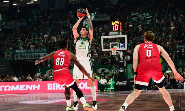 Παναθηναϊκός AKTOR - Ολυμπιακός 94-101: Με το... μυαλό στη Χάποελ ο ένας, με τα... γνωστά ο άλλος