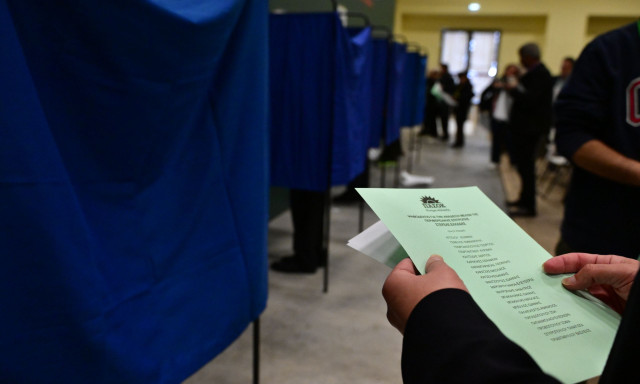 ΠΑΣΟΚ: Πρώτος ο Λευτέρης Καρχιμάκης στις εκλογές για την ΚΕ - Ποιοι συμπληρώνουν την επτάδα