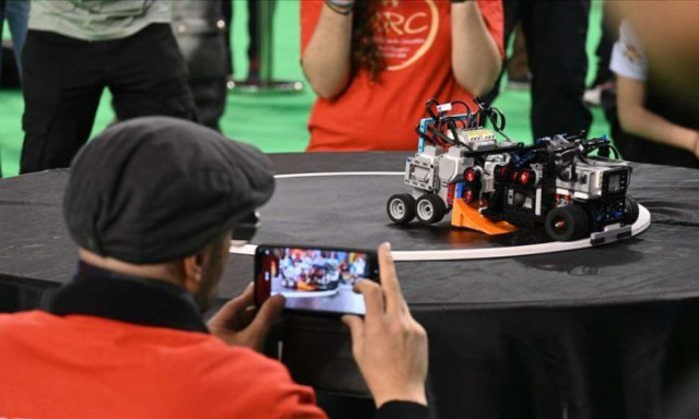 Παγκόσμιος Διαγωνισμός Ρομποτικής στο Ηράκλειο: Μία Ολυμπιάδα Τεχνολογίας στα «Δύο Αοράκια»