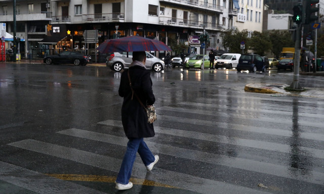 Καιρός: Από το μεσημέρι μέχρι τις 22:00 της Τετάρτης η κορύφωση των βροχόπτωσεων