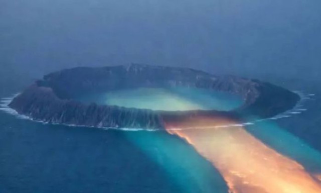 Το υπερηφαίστειο που συγκλόνισε τη Γη «φορτώνει» ξανά: Ο γίγαντας ξυπνά μετά από 7.300 χρόνια