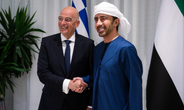 Δένδιας: Συνάντηση με τον αναπληρωτή πρωθυπουργό και υπουργό Εξωτερικών των ΗΑΕ