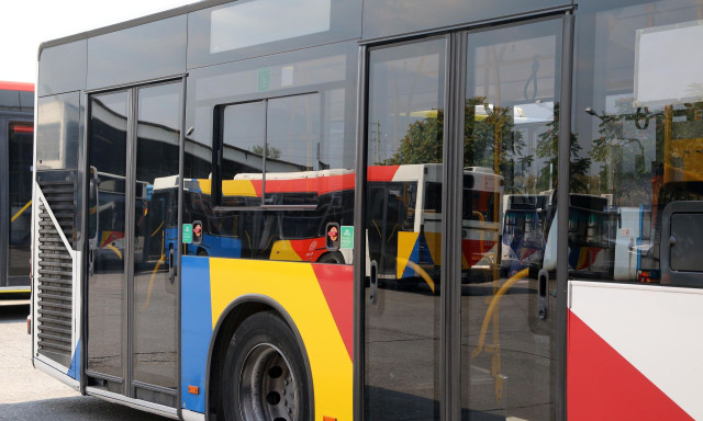 ΟΑΣΘ: Οριστική απόλυση για τον οδηγό λεωφορείου που ξυλοκόπησε οδηγό ΙΧ