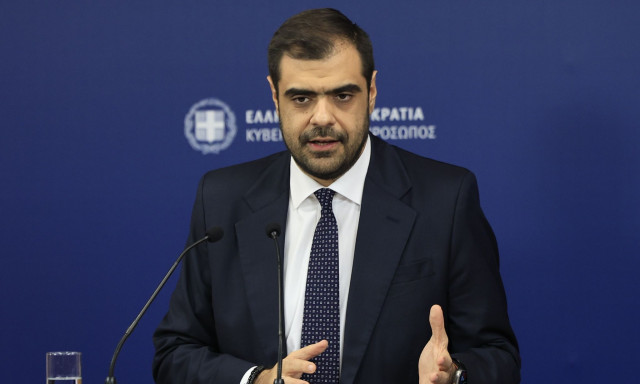 Μαρινάκης για Τέμπη: Το Δημόσιο δεν ασκεί ένδικα μέσα για αποζημιώσεις - Δεν ασπαζόμαστε το σκεπτικό