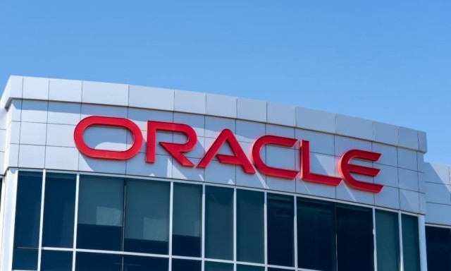 Η τεχνητή νοημοσύνη επελαύνει και ρομπότ αντικαθιστούν ανθρώπoυς κατά χιλιάδες -Τι έγινε στην Oracle