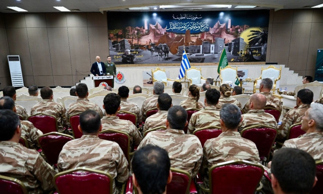 Δένδιας σε χειριστές Patriot σε Σαουδική Αραβία: Θα λάβετε έπαινο για κατάρριψη ιρανικών πυραύλων