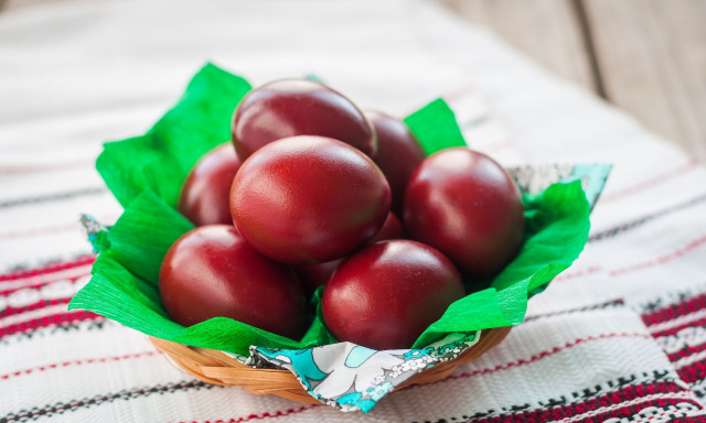 Πόσο διαρκούν τα βρασμένα αυγά εκτός ψυγείου