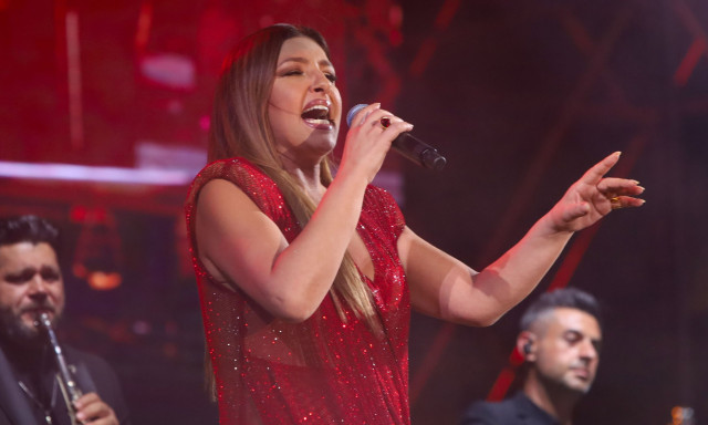 Έλενα Παπαρίζου: Ο λόγος που δεν παρευρέθηκε στην κηδεία της Μαρινέλλας