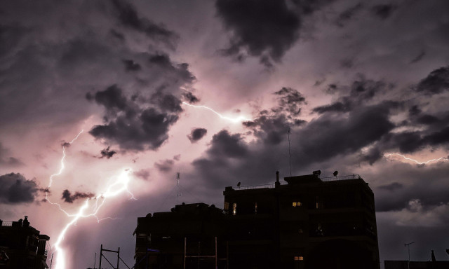 Καιρός: Συνεχίζεται η επέλαση του Erminio – Τι αναφέρει το επικαιροποιημένο δελτίο της ΕΜΥ