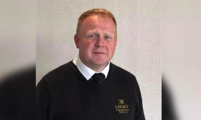 Αγγλία: Ιδιοκτήτης γραφείου τελετών κρατούσε σορούς νεκρών και έδινε στάχτες αγνώστων