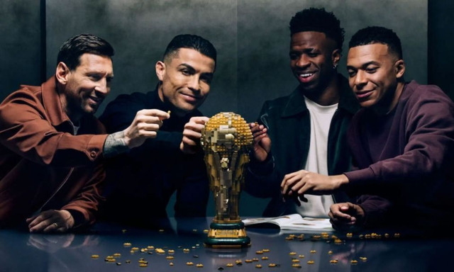 Η Lego «ρίχνει» το διαδίκτυο με τη νέα της διαφήμιση: Μαζί Ρονάλντο, Μέσι, Βινίσους και Εμπαπέ!