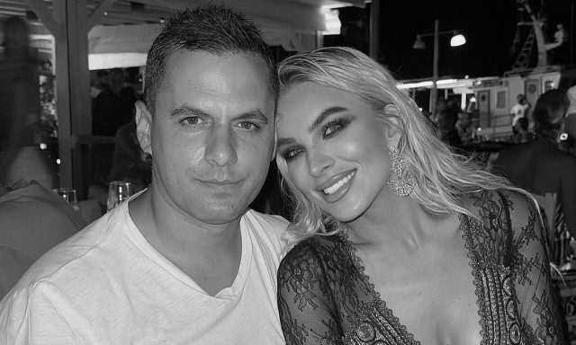 Σε πελάγη ευτυχίας ο Παναγιώτης Κουτσουμπής: Η ανάρτηση με την Κατερίνα Καινούργιου μετά τον τοκετό