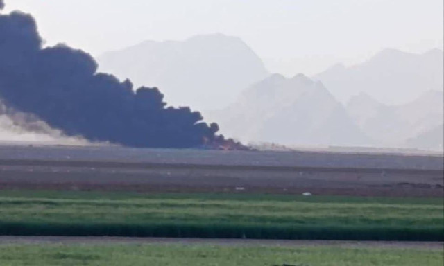 Σαν σενάριο από ταινία: Οι ΗΠΑ έστησαν μυστική αεροπορική βάση μέσα στο Ιράν για τη διάσωση του πιλότου - Ανατίναξαν C-130 που κόλλησε στην άμμο