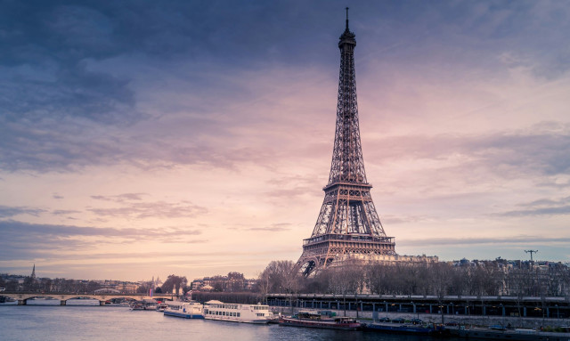 Και όμως δεν είναι το Παρίσι: Αυτή είναι η πιο ρομαντική πόλη της Ευρώπης