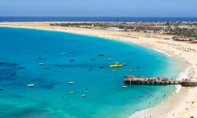 Πράσινο Ακρωτήρι: Γιατί πεθαίνουν τουρίστες μετά τις διακοπές τους σε αυτό το τροπικό νησί;