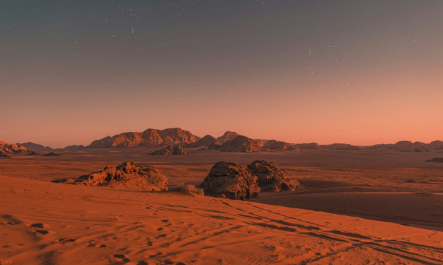 Οι αμμοθύελλες στον Άρη δημιουργούν ηλεκτρική ενέργεια και αναδιαμορφώνουν τη χημεία του πλανήτη