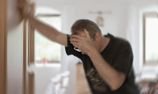 Μίνι εγκεφαλικό: Τα προειδοποιητικά σημάδια που οι περισσότεροι υποτιμούν - Τι να κάνετε άμεσα