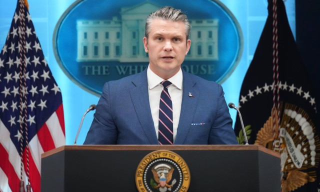 Χέγκσεθ: Συνέκρινε τη διάσωση του Αμερικανού πιλότου με τον Ιησού και το Πάσχα