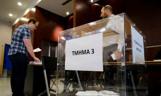 Δημοσκόπηση Interview: Μπροστά με 17 μονάδες η ΝΔ στην εκτίμηση ψήφου