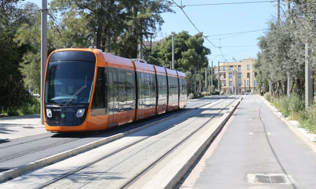 Πρώτη μέρα με ανοιχτή τη Βασιλίσσης Όλγας - Το μήνυμα του Χάρη Δούκα στο Newsbomb (Φωτορεπορτάζ)