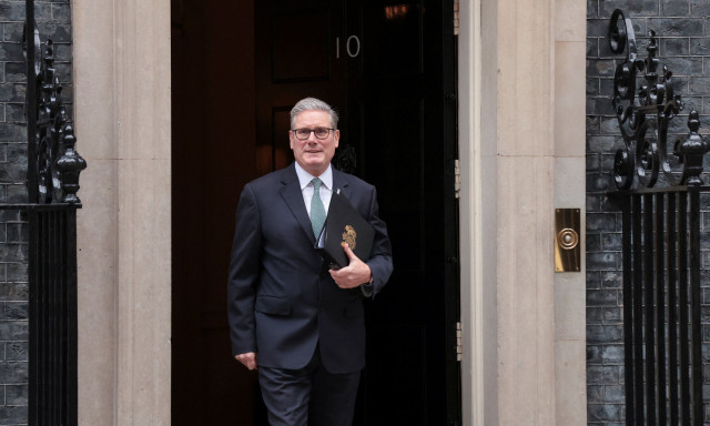 Kιρ Στάρμερ: Στη Μέση Ανατολή ο Βρετανός πρωθυπουργός μετά την ανακοίνωση εκεχειρίας στο Ιράν