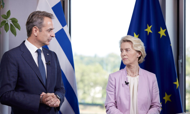 Μητσοτάκης σε φον ντερ Λάιεν: Να δημιουργηθεί ευρωπαϊκό πλαίσιο για τον ψηφιακό εθισμό των νέων