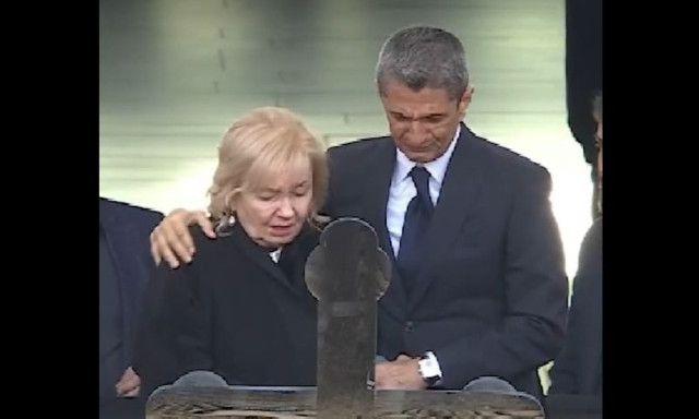 Λουτσέσκου: «Λύγισε» ο Ραζβάν για τον πατέρα του - «Λαοθάλασσα» στην Arena Nationala (βίντεο)