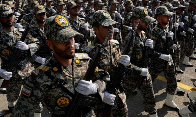 Ανάλυση New Yorker: Πώς θα ξεδιπλωνόταν μια χερσαία εισβολή στο Ιράν - Το παράδειγμα του Ιράκ