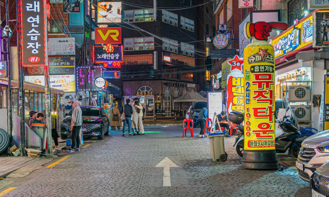 Άνω κάτω πόλη 1,5 εκατ. κατοίκων για τον «δραπέτη» λύκο - Έκλεισε σχολείο για ασφάλεια