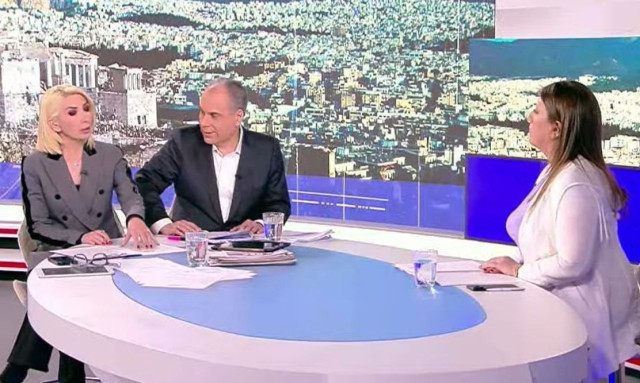 «Γλέντι» στο X με Κωνσταντοπούλου-Στραβελάκη: «Ευτυχώς δεν τον δάγκωσε - Είναι ήρωας!»