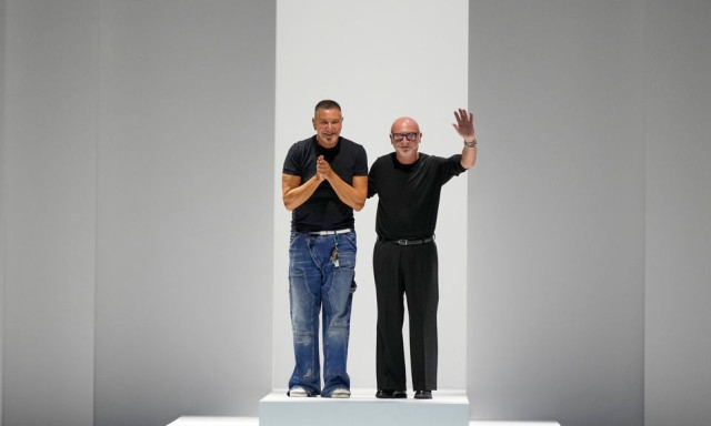 Dolce & Gabbana: Ο Στέφανο Γκαμπάνα παραιτήθηκε από τη θέση του προέδρου