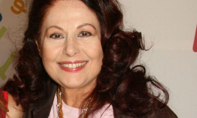 Ελένη Ανουσάκη: «Ο γιατρός μαζί με το προσωπικό είναι οι σωτήρες μου» - Η περιπέτεια της υγείας της