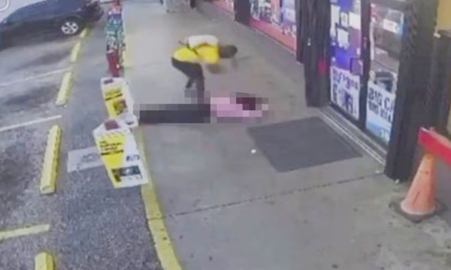 Οργή Τραμπ για τη δολοφονία γυναίκας με σφυρί στη Φλόριντα - Αναδημοσίευσε το σκληρό βίντεο