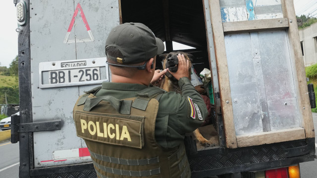 Η Κολομβία ανταποδίδει στον Ισημερινό τους τελωνειακούς δασμούς 100%