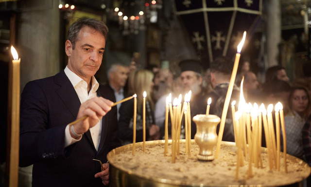 Πασχαλινό μήνυμα Μητσοτάκη: Με όπλα οικονομία, άμυνα και συνοχή θα ξεπεράσουμε τα προβλήματα