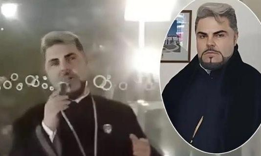 Ιερέας ερμηνεύει το «Απορώ με την καρδιά μου» και γίνεται viral – Βίντεο