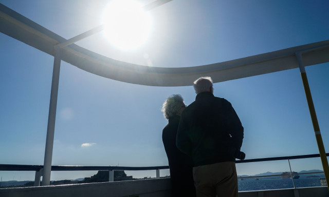 Με το Πάσχα ως «πύλη εισόδου» ανοίγει η τουριστική σεζόν – Θετικά μηνύματα από Κρήτη, Ρόδο