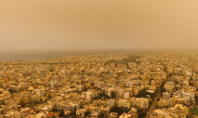 Καιρός: Με βροχές και αφρικανική σκόνη η εβδομάδα μετά το Πάσχα - Πού αναμένονται έντονα φαινόμενα