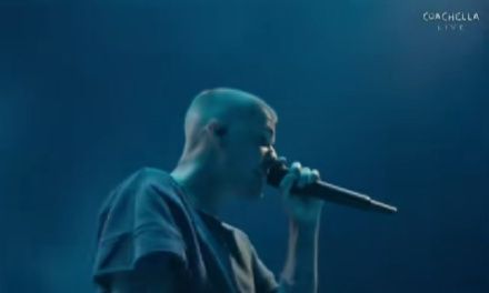 Τζάστιν Μπίμπερ: Εντυπωσιακή επιστροφή στο Coachella με «ταξίδι» στην καριέρα του