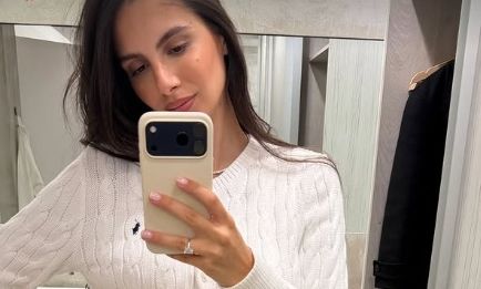 Αλεξάνδρα Νίκα: Πασχαλινά στιγμιότυπα με τον γιο της Βασίλη - Η εμφάνιση στον 7ο μήνα εγκυμοσύνης