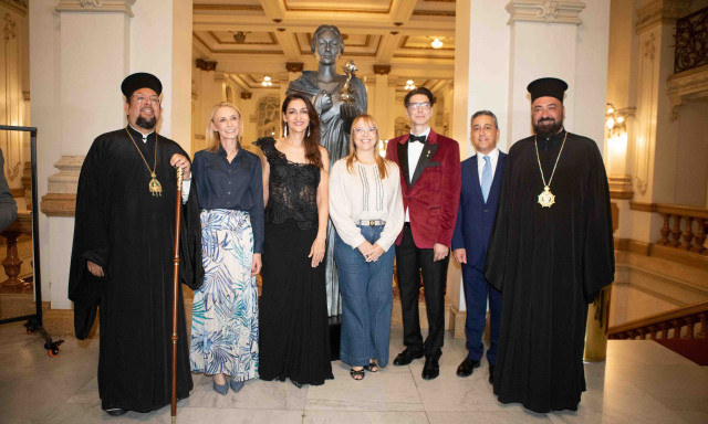 Στην Όπερα του Σάο Πάολο το εμβληματικό γλυπτό του Νίκου Φλώρου με τη μορφή της Μαρίας Κάλλας!