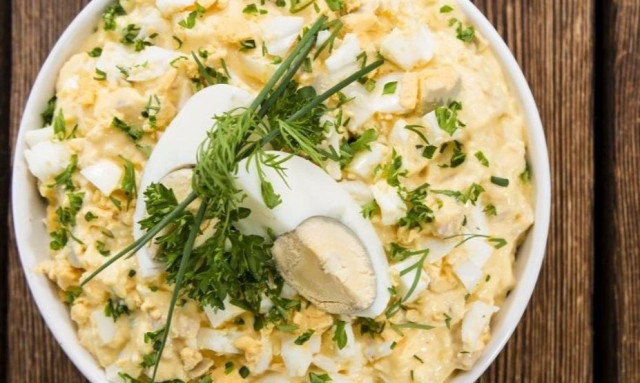 Πασχαλινά αυγά: 3 συνταγές για να αξιοποιήσετε όσα περίσσεψαν