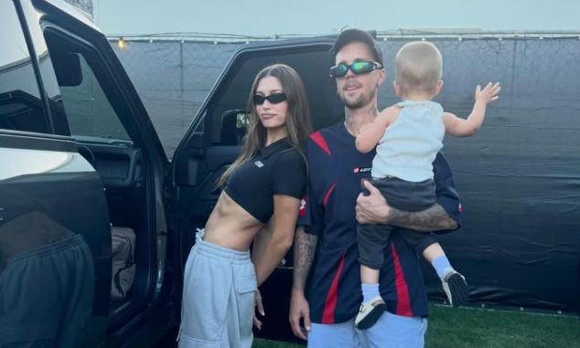 Hailey Bieber: Στο πλευρό του Justin στο Coachella - Βίντεο από τις πρόβες με τον γιο τους