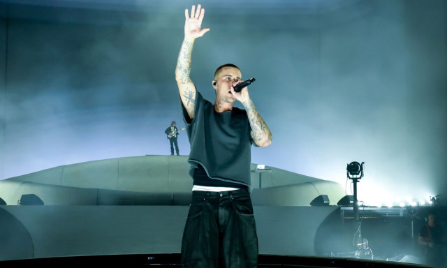 Justin Bieber: Αντιδράσεις για τα 10 εκατ. δολάρια στο Coachella - Διχασμός για την εμφάνισή του