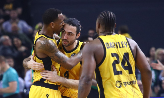 ΑΕΚ – Μπανταλόνα 72-67: Την «έλιωσε» στο… καμίνι και πάει να το σηκώσει στο «σπίτι» της!