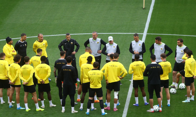 ΑΕΚ – Ράγιο Βαγιεκάνο: Με Μαρίν η τελευταία προπόνηση της «Ένωσης» | Δείτε βίντεο του Newsbomb